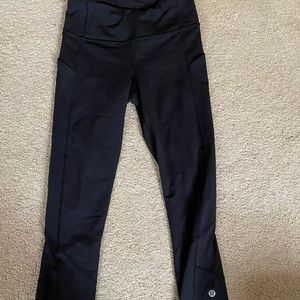 Lululemon cropped pocket mesh leggings size 2